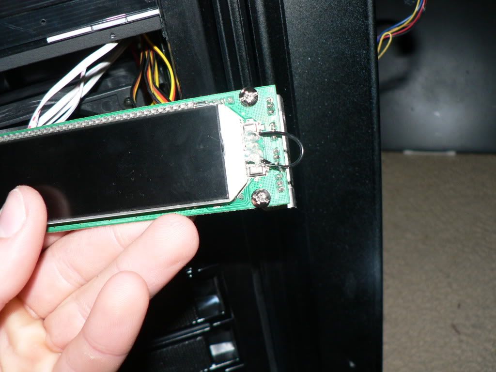 Lian Li TR5 (B) Fan Controller Mod >> Red backlight